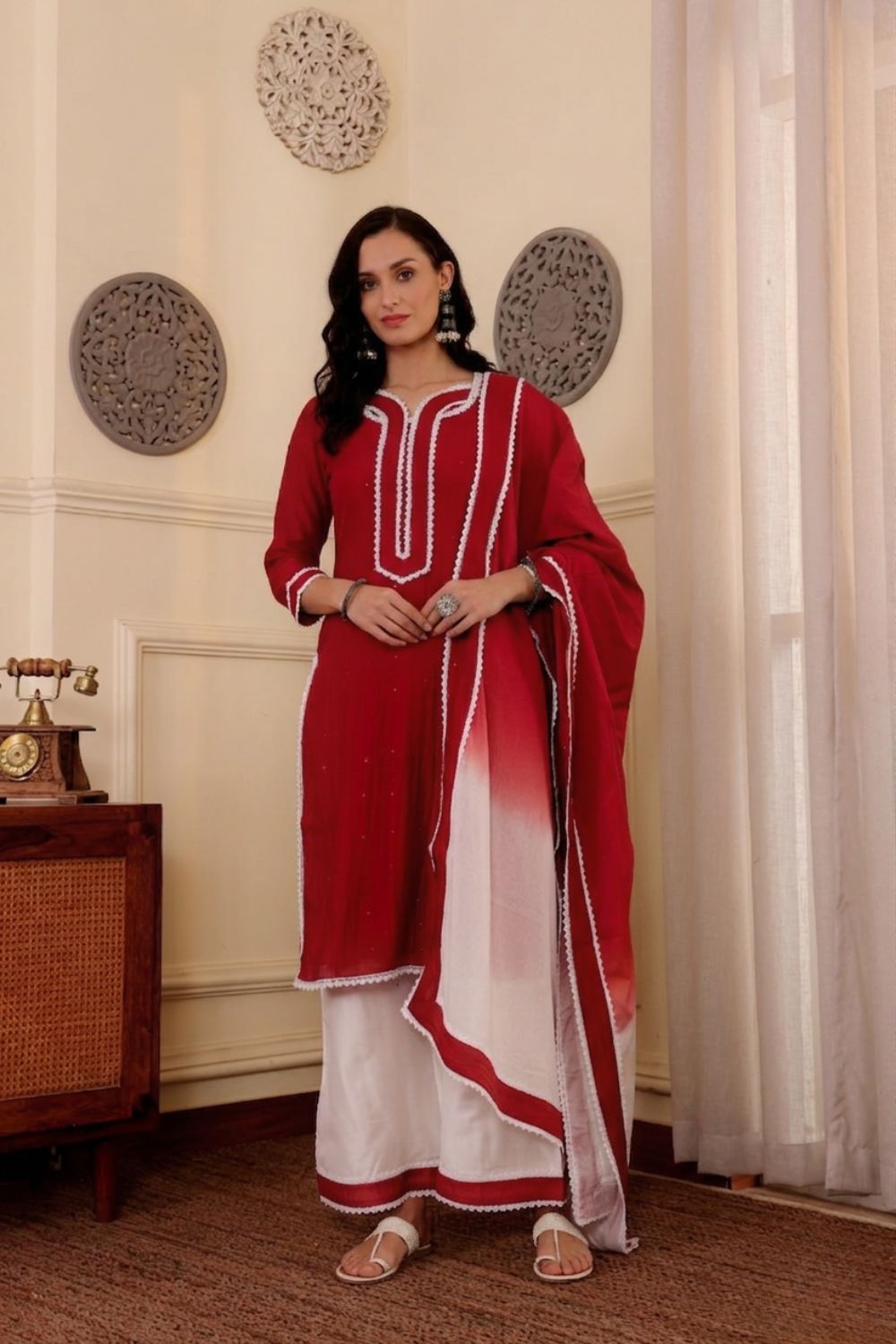 ARYANA KURTA SET - RED