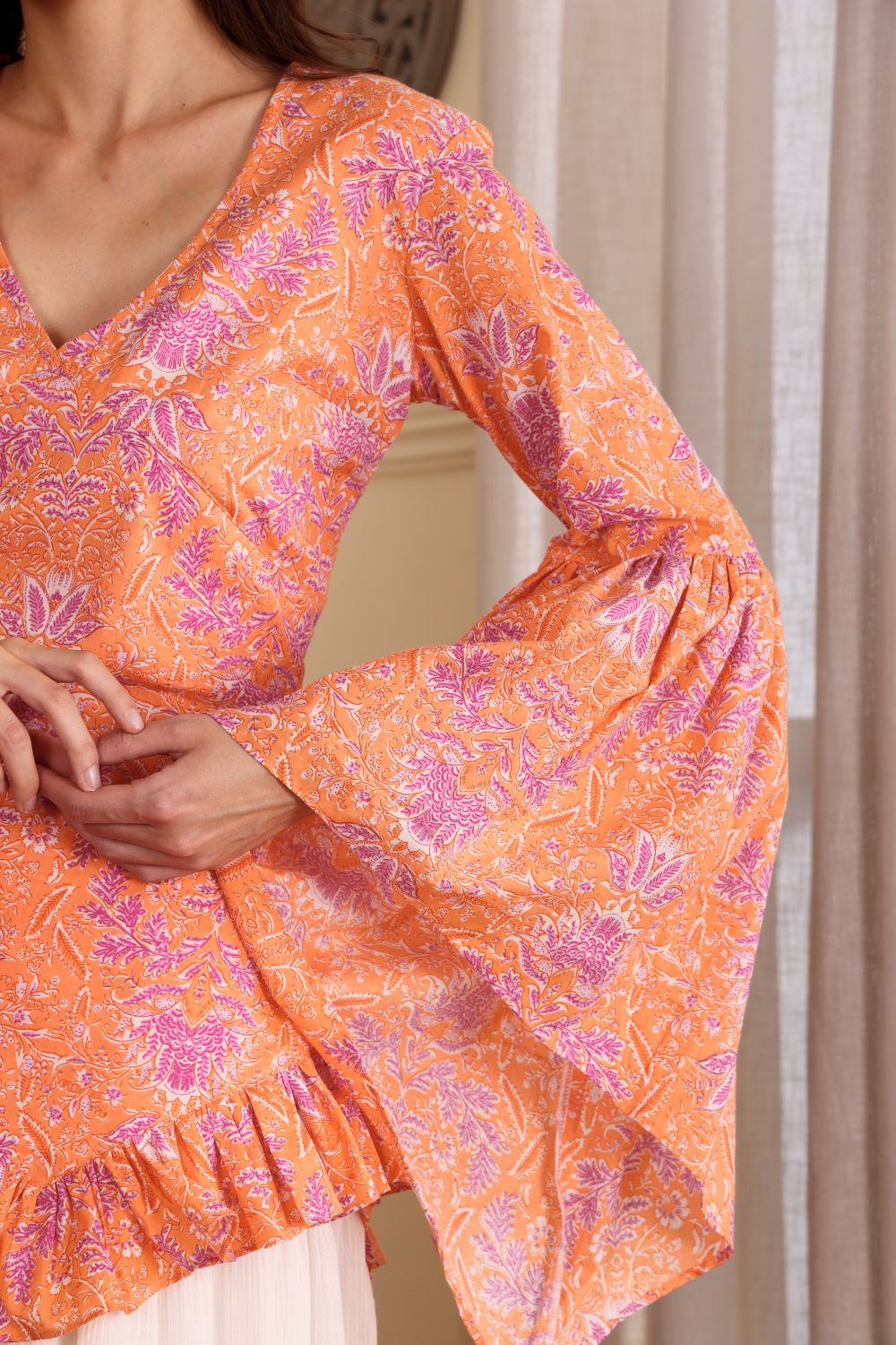 ZEENAT TOP