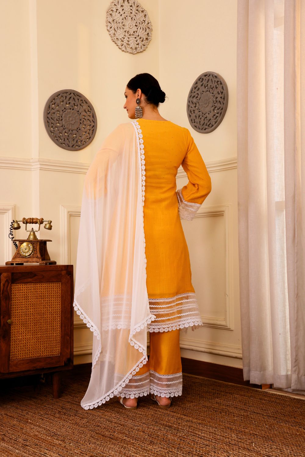 MEISHA KURTA SET