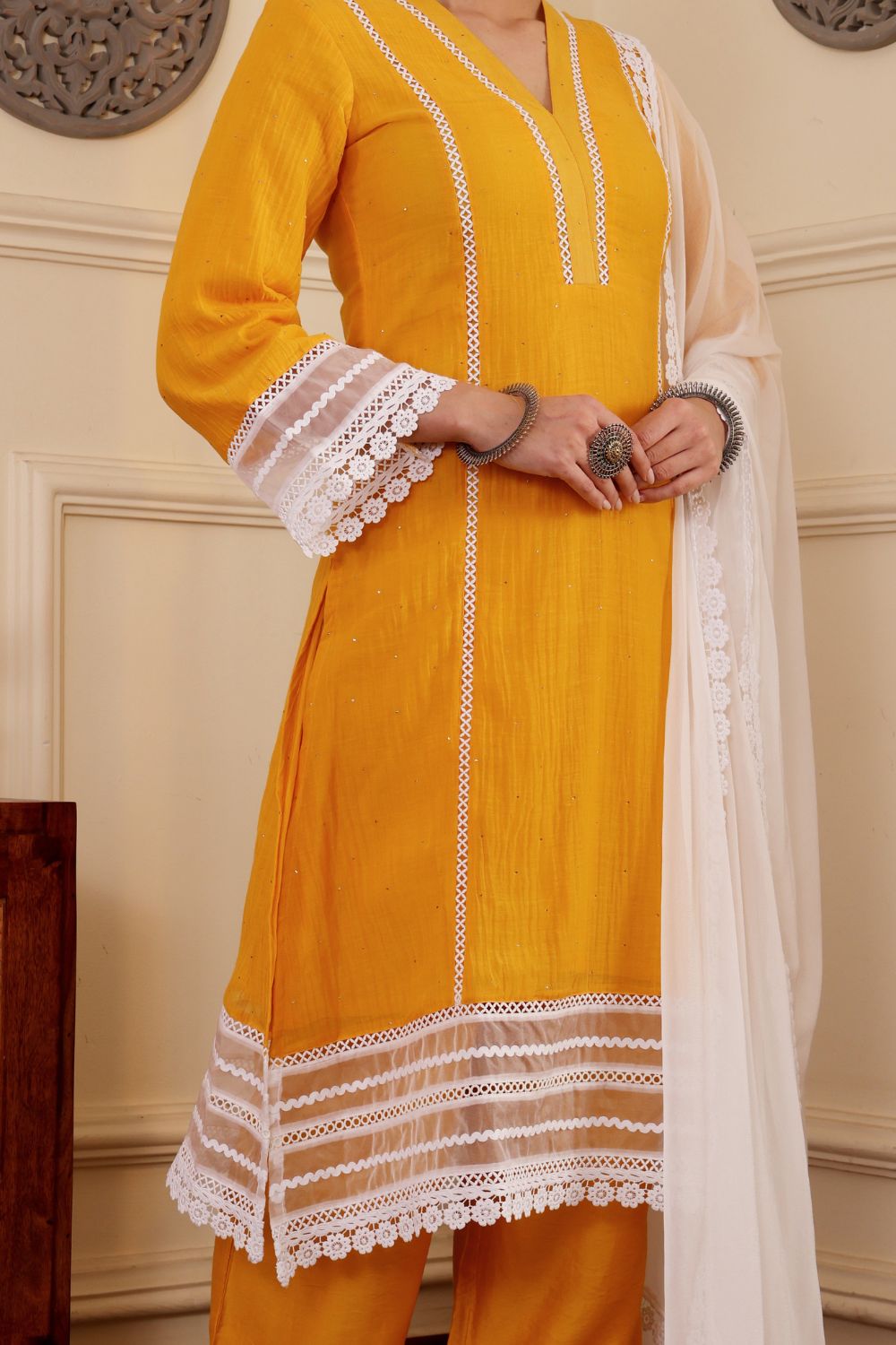 MEISHA KURTA SET