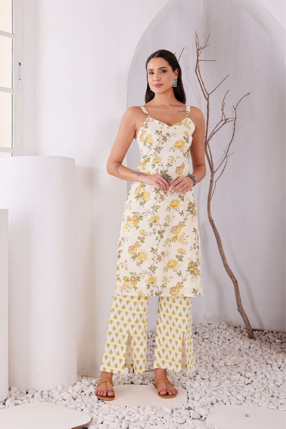 YUMNA KURTA SET