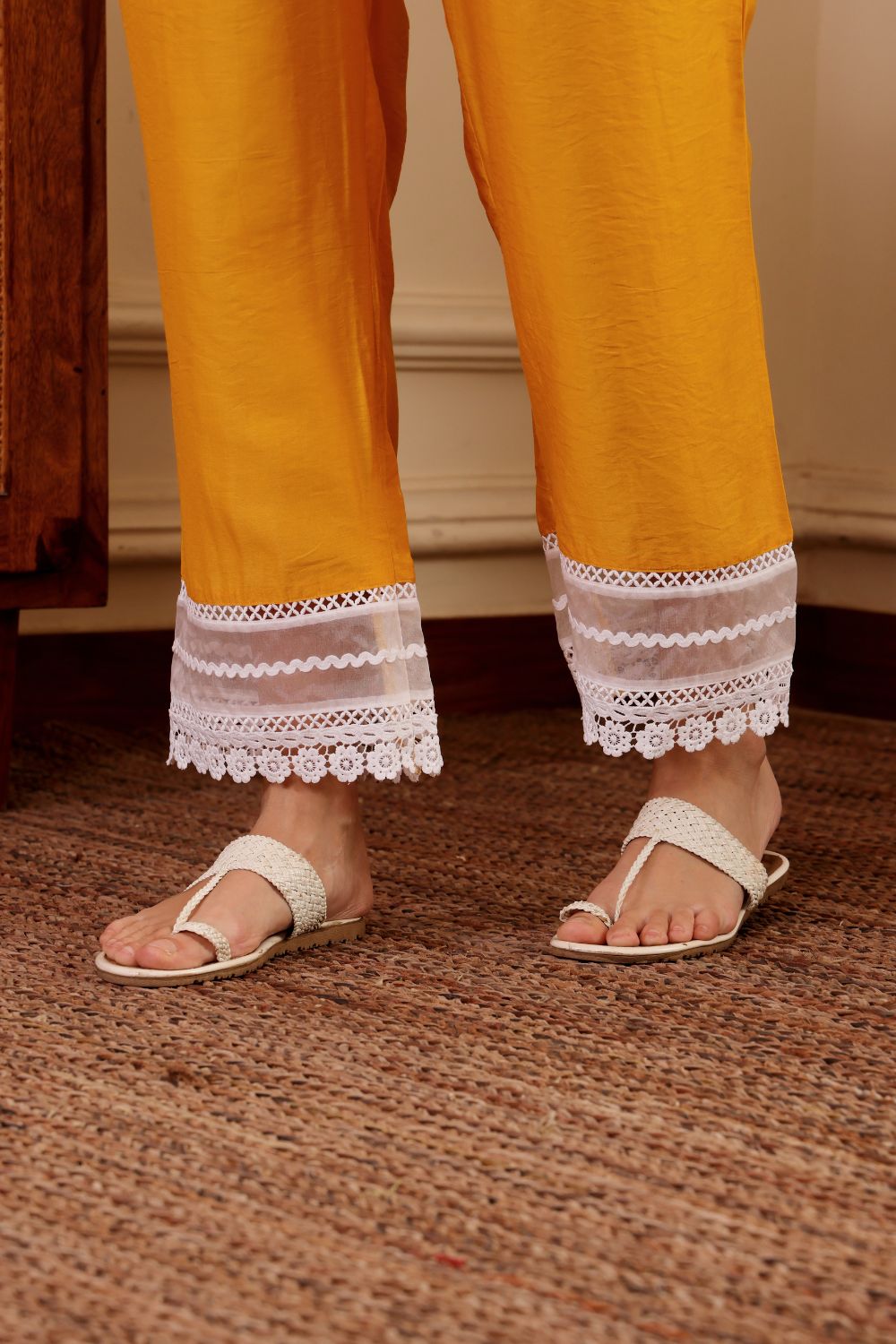 MEISHA KURTA SET