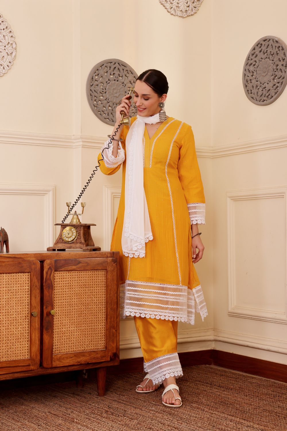 MEISHA KURTA SET