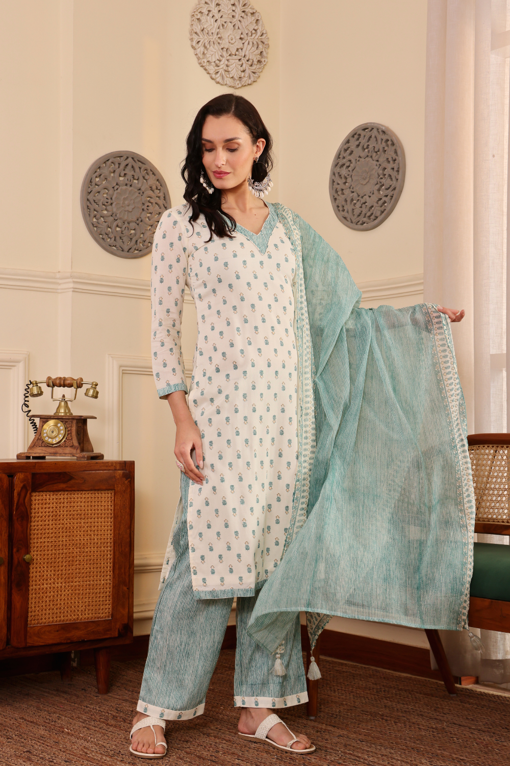 LEILA KURTA SET